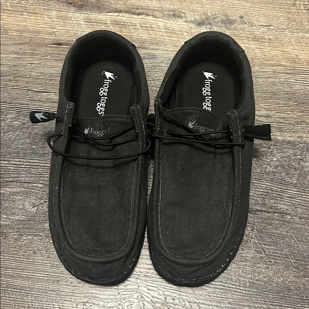 Women’s Black Casual Slip-On Shoes